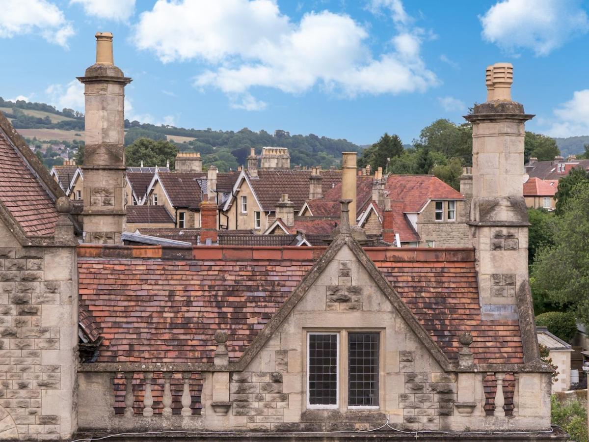 Pass The Keys Stylish Apartment In Central Bath Exterior photo